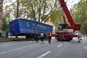 LKW verliert Auflieger Koeln Boltensternstr Pasteurstr P1958